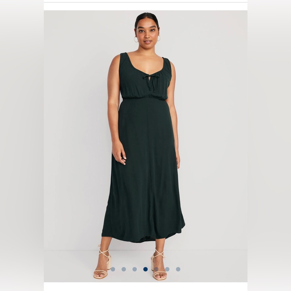 NWT Old Navy dark green Crepe Front tie dress size Small
